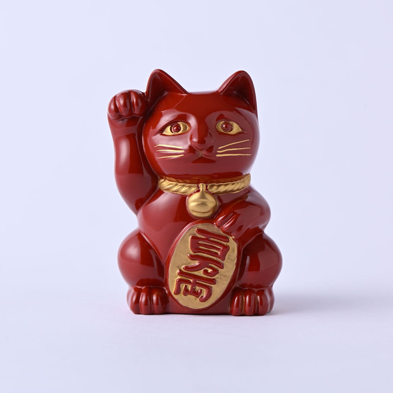【銀雅堂】開運厄除け 招き猫(赤漆)