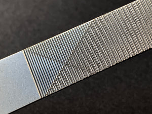 YOSHIDA YASURI Nail File Color: Matte Silver/Matte Black *2TYPE